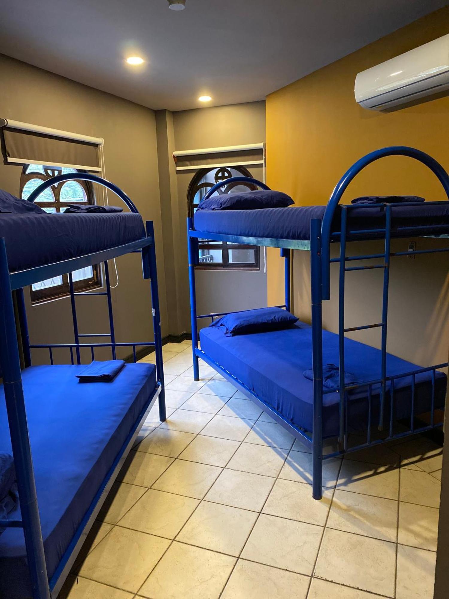 Alajuela Backpackers Airport Hostel Ngoại thất bức ảnh