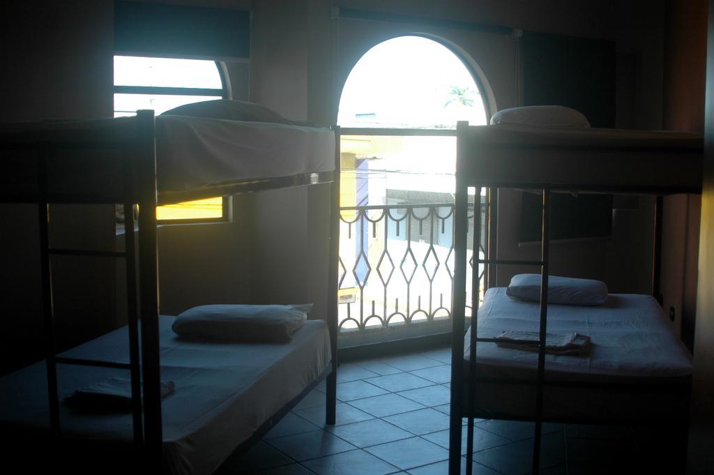 Alajuela Backpackers Airport Hostel Phòng bức ảnh