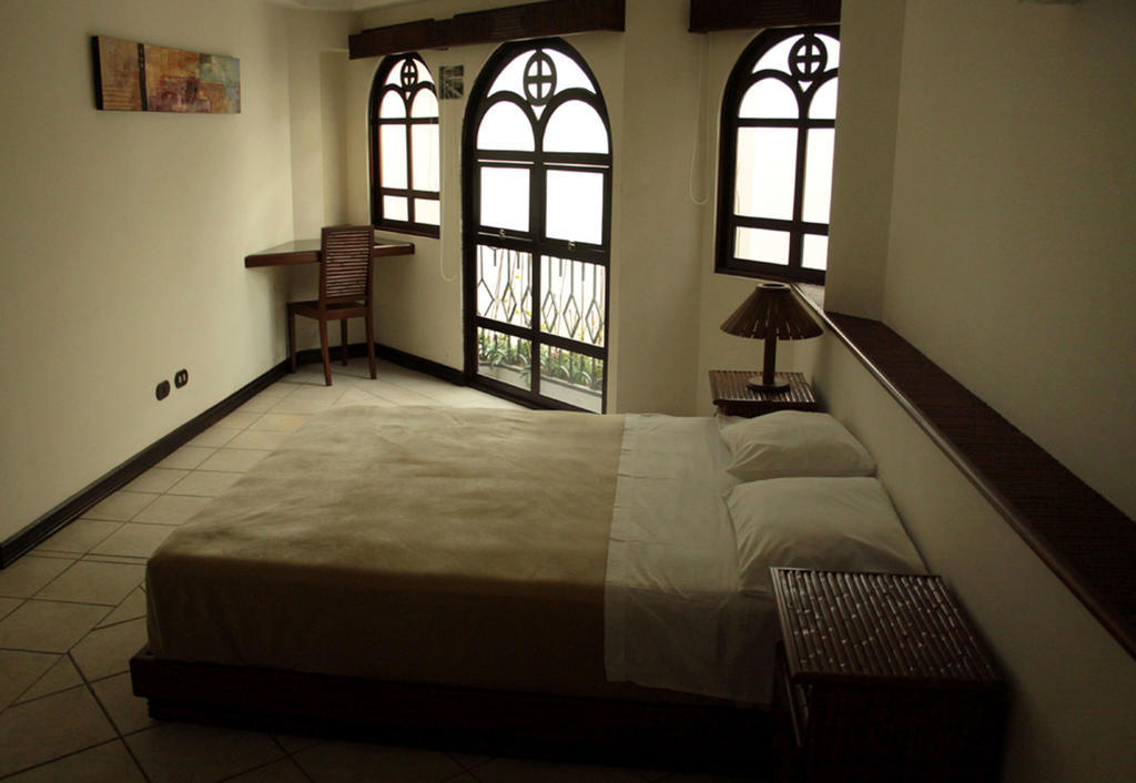 Alajuela Backpackers Airport Hostel Phòng bức ảnh