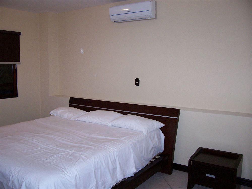 Alajuela Backpackers Airport Hostel Ngoại thất bức ảnh