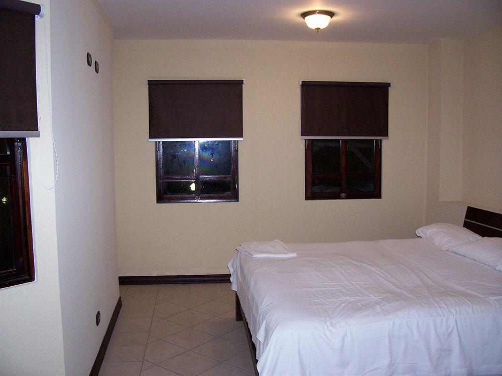Alajuela Backpackers Airport Hostel Ngoại thất bức ảnh